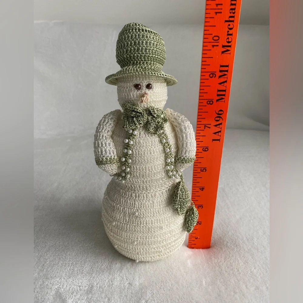 Delicate Crochet Snowman Figurine Cream White Green Pearls Victorian‎ Christmas